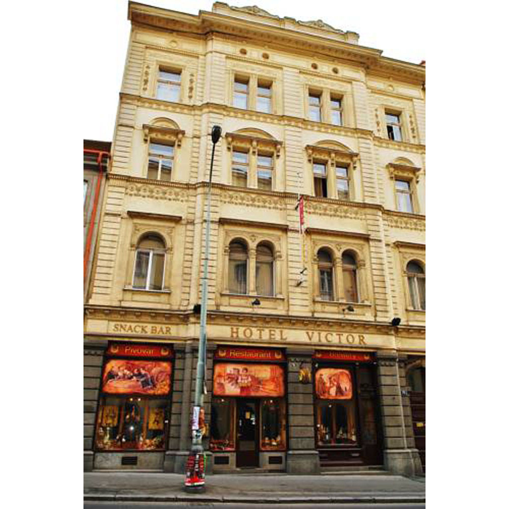 فندق فيكتور